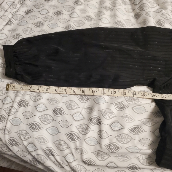 Faux wrap top - Picture 8 of 11